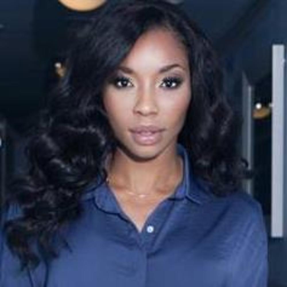 Meet your Posher, Simone